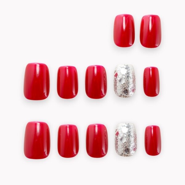 court ballerines 10 ongles 2 ongles rouge coquelicot paillettes argent